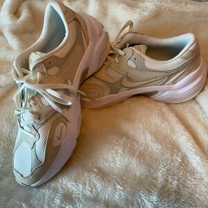 Wmns AL8 'Sail Light Bone Size 11